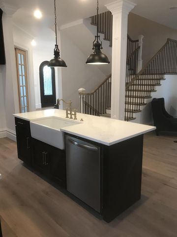2006 Watkins Lake Road, Waterford, MI 48328