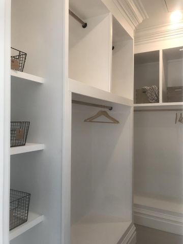 2006 Watkins Lake Road, Waterford, MI 48328