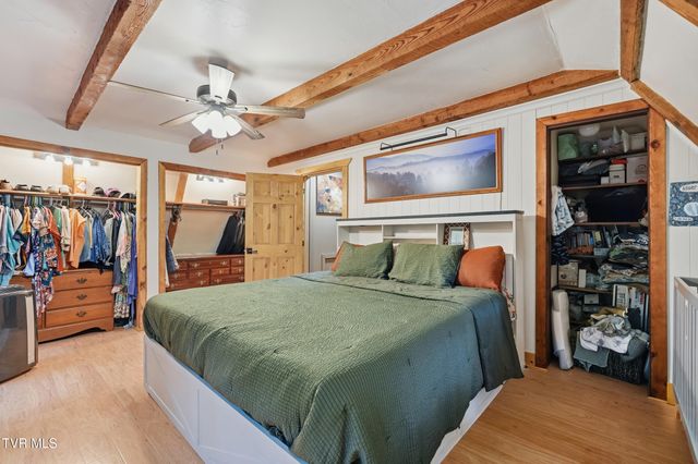 5400 Wedgewood Drive, Big Stone Gap, VA 24219