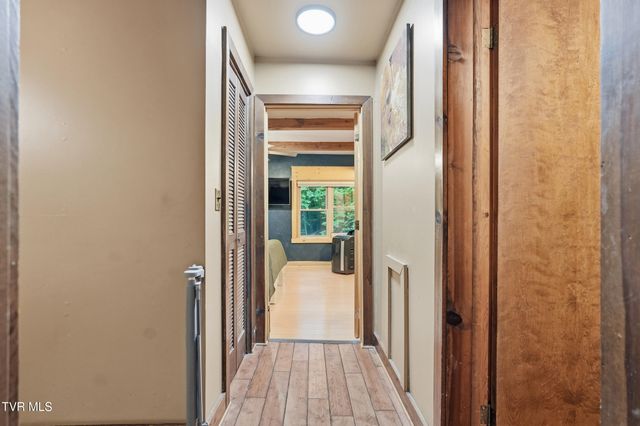 5400 Wedgewood Drive, Big Stone Gap, VA 24219