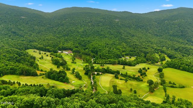 5400 Wedgewood Drive, Big Stone Gap, VA 24219