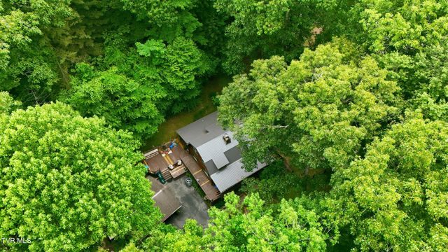 5400 Wedgewood Drive, Big Stone Gap, VA 24219