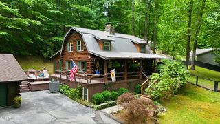5400 Wedgewood Drive, Big Stone Gap, VA 24219