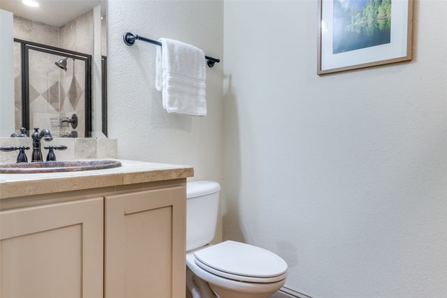 3028 Carmel Street, Dallas, TX 75204