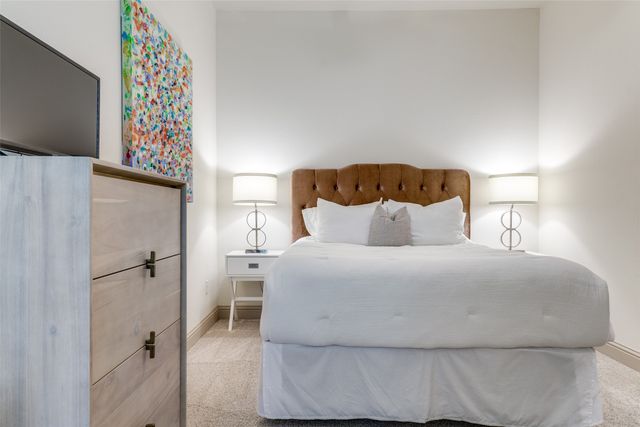 3028 Carmel Street, Dallas, TX 75204