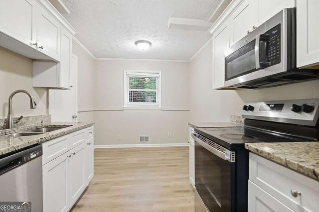 2434 Shamrock Drive, Decatur, GA 30032