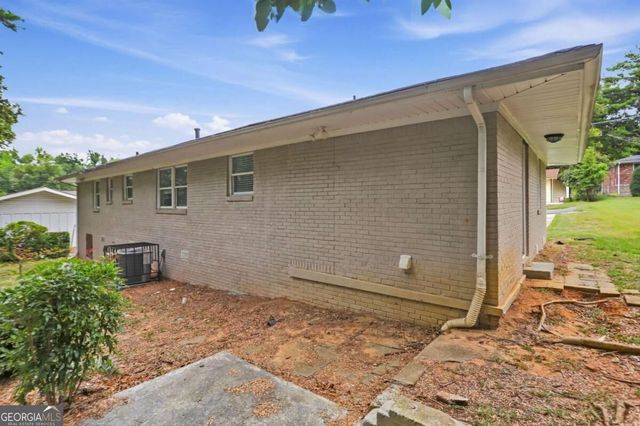 2434 Shamrock Drive, Decatur, GA 30032