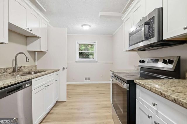 2434 Shamrock Drive, Decatur, GA 30032