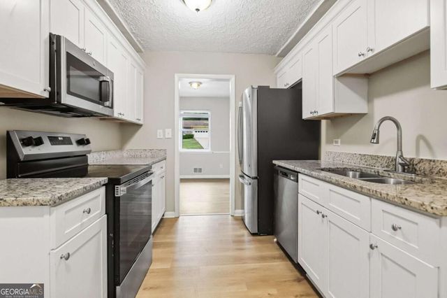 2434 Shamrock Drive, Decatur, GA 30032
