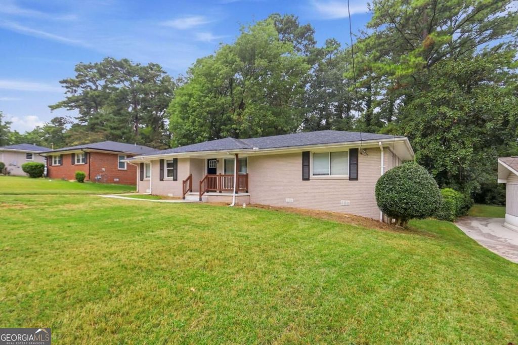 2434 Shamrock Drive, Decatur, GA 30032 — photo 4
