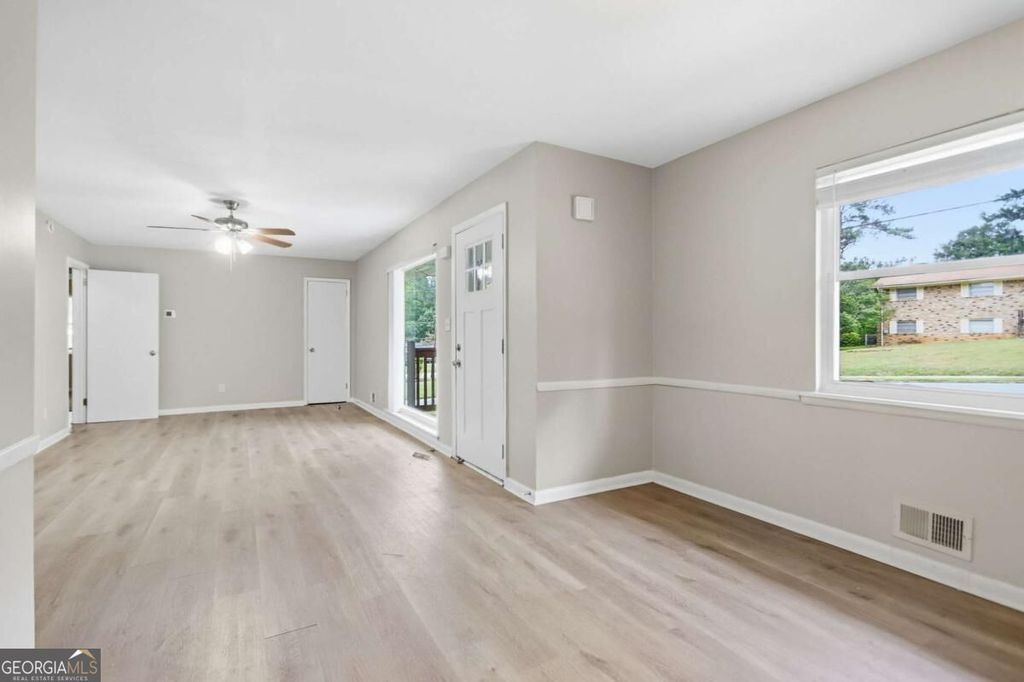 2434 Shamrock Drive, Decatur, GA 30032 — photo 5