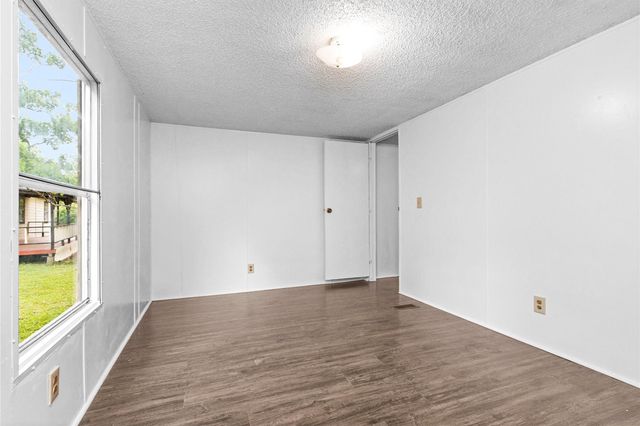 19339 Forest Lane Circle, New Caney, TX 77357