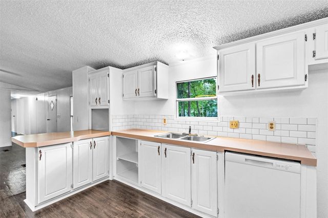 19339 Forest Lane Circle, New Caney, TX 77357