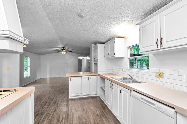 19339 Forest Lane Circle, New Caney, TX 77357