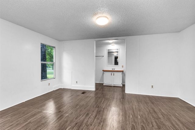 19339 Forest Lane Circle, New Caney, TX 77357