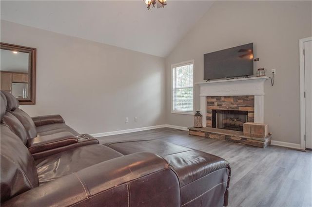 120 Oak Crest Lane, Dallas, GA 30132