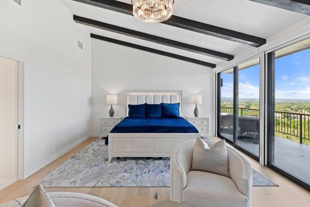 1200 Thataway, Horseshoe Bay, TX 78657