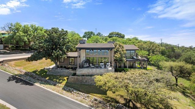 1200 Thataway, Horseshoe Bay, TX 78657