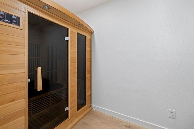 1200 Thataway, Horseshoe Bay, TX 78657