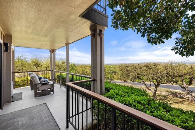 1200 Thataway, Horseshoe Bay, TX 78657