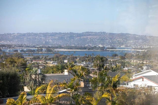 4483 Santa Monica Avenue, San Diego, CA 92107