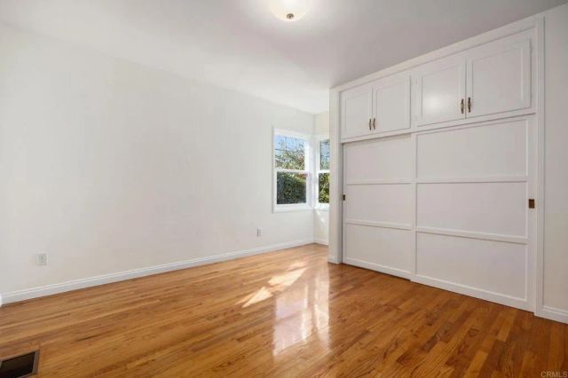 4483 Santa Monica Avenue, San Diego, CA 92107