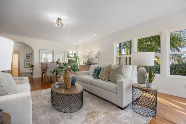 4483 Santa Monica Avenue, San Diego, CA 92107