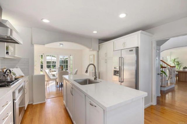 4483 Santa Monica Avenue, San Diego, CA 92107