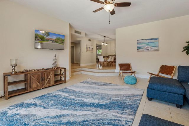 4850 NE 25th Avenue West, Fort Lauderdale, FL 33308