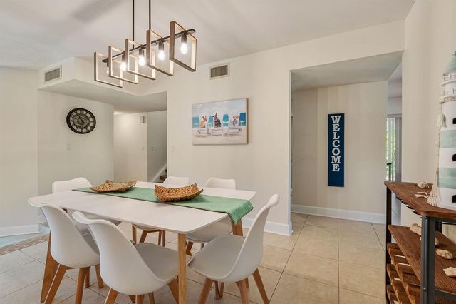 4850 NE 25th Avenue West, Fort Lauderdale, FL 33308
