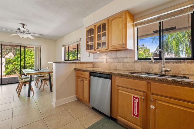 4850 NE 25th Avenue West, Fort Lauderdale, FL 33308
