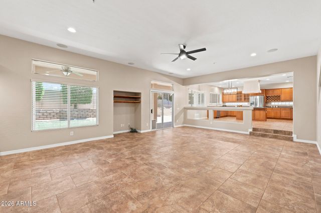 26066 N 71ST Drive, Peoria, AZ 85383