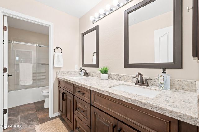 26066 N 71ST Drive, Peoria, AZ 85383