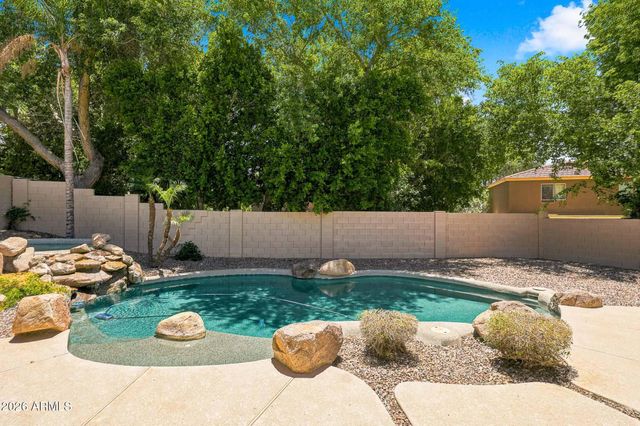 26066 N 71ST Drive, Peoria, AZ 85383