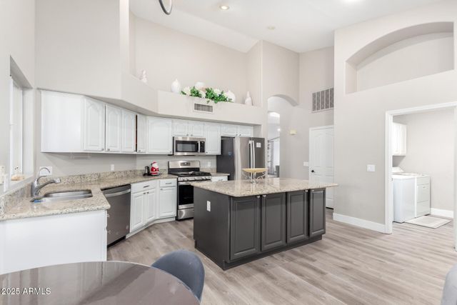 7821 W WESCOTT Drive, Glendale, AZ 85308