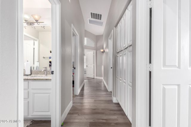 7821 W WESCOTT Drive, Glendale, AZ 85308