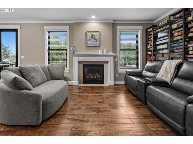 4282 Se VIEWPOINT Dr, Troutdale, OR 97060