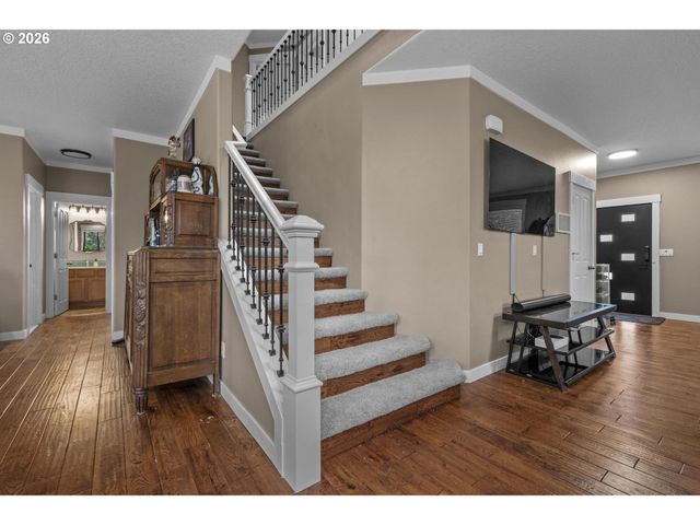 4282 Se VIEWPOINT Dr, Troutdale, OR 97060