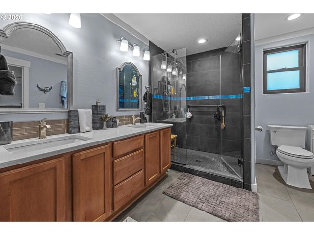 4282 Se VIEWPOINT Dr, Troutdale, OR 97060