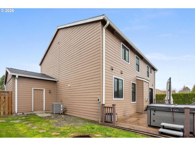 4282 Se VIEWPOINT Dr, Troutdale, OR 97060