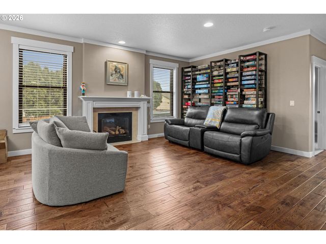 4282 Se VIEWPOINT Dr, Troutdale, OR 97060