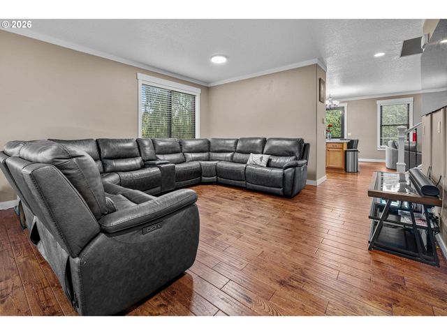 4282 Se VIEWPOINT Dr, Troutdale, OR 97060