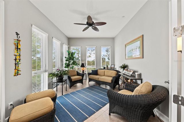 289 SAPPHIRE LAKE DRIVE 201, Bradenton, FL 34209