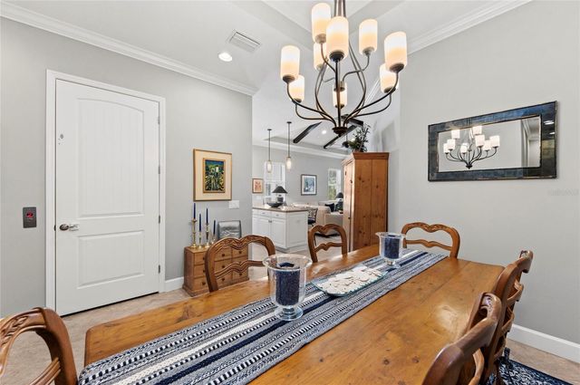 289 SAPPHIRE LAKE DRIVE 201, Bradenton, FL 34209