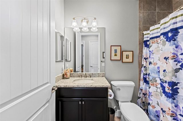 289 SAPPHIRE LAKE DRIVE 201, Bradenton, FL 34209