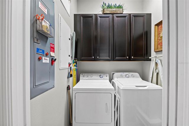 289 SAPPHIRE LAKE DRIVE 201, Bradenton, FL 34209