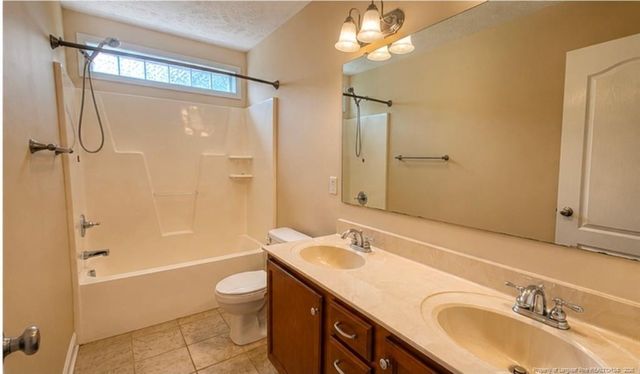 415 Regimental Drive, Cameron, NC 28326
