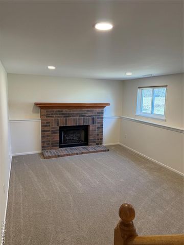 1477 Rue Deauville Boulevard, Ypsilanti, MI 48198