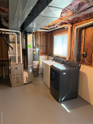 1477 Rue Deauville Boulevard, Ypsilanti, MI 48198