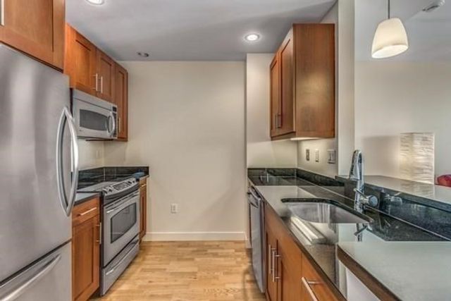 100 Station Landing 705, Medford, MA 02155